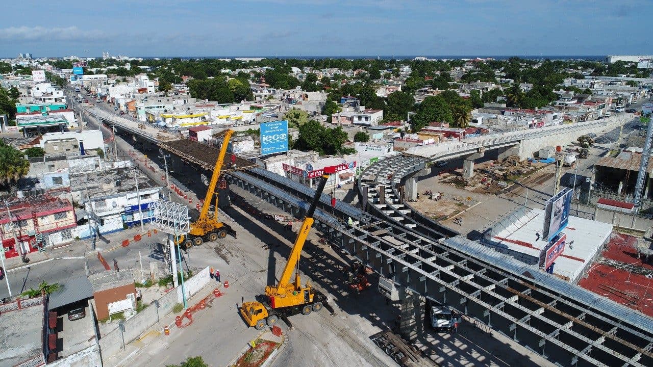 Puente Vehicular Gobernadores — Fabricación y montaje de trabes metálicas tipo gerber para puente vehicular.